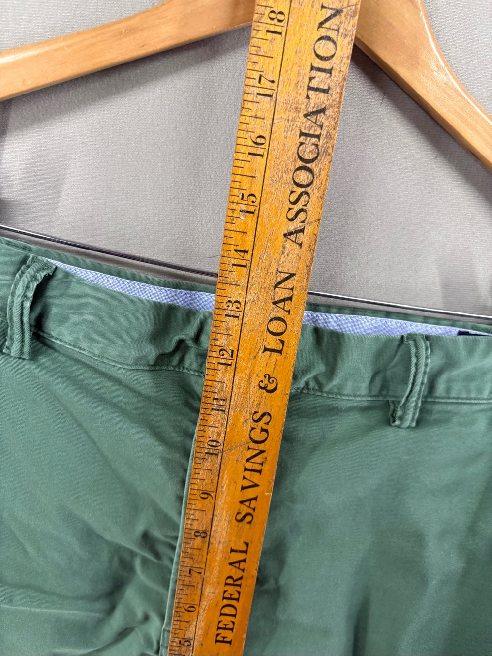 Polo Ralph Lauren 9" Inseam Classic Fit Shorts Size 38 Green Cotton Chino - Picture 6 of 10